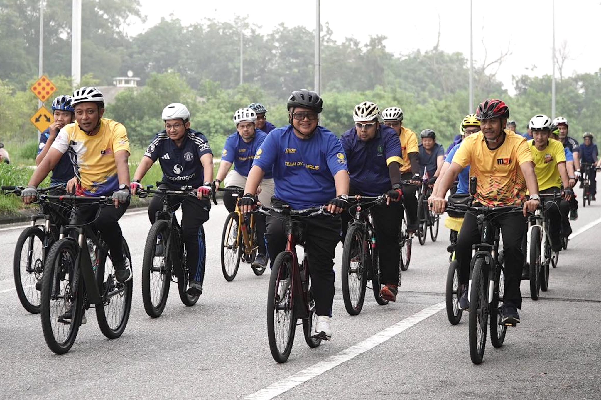 HRH Raja Muda of Perlis Participates in TVET MARA Cycling Program at